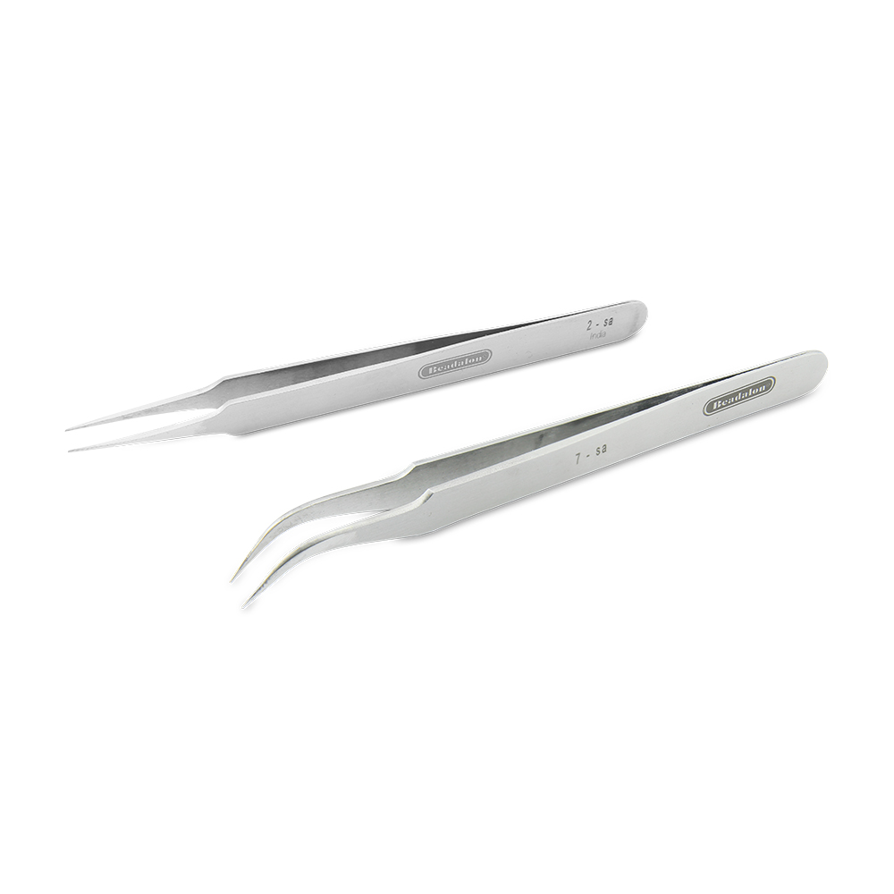 Tweezers